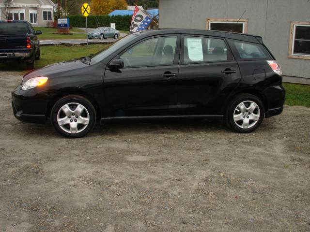 2005 Toyota Matrix AT