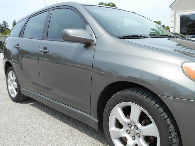 2006 Toyota Matrix SLT Quad Cab Short Bed 4WD