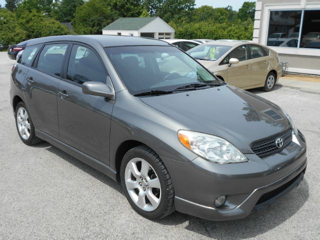 2006 Toyota Matrix SLT Quad Cab Short Bed 4WD