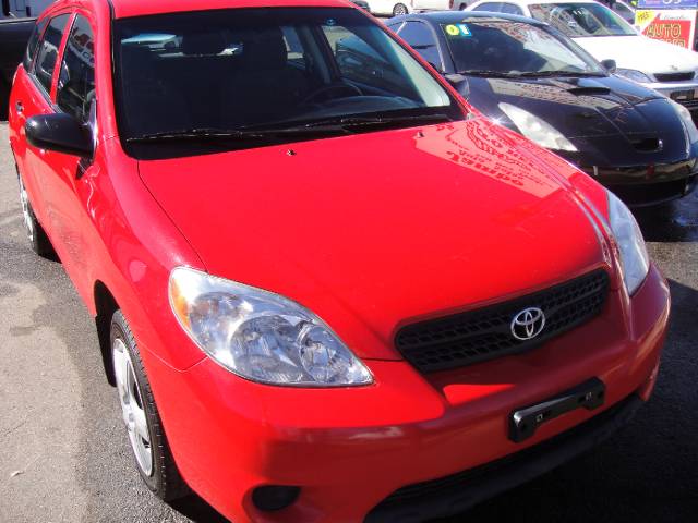 2006 Toyota Matrix Laramie Quad Cab Long Bed 4WD