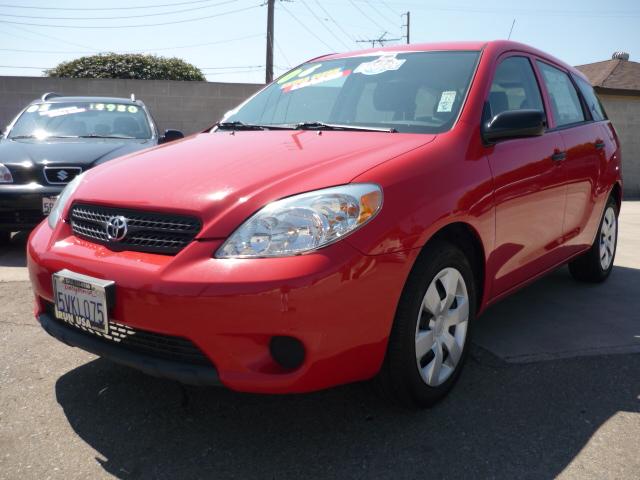 2006 Toyota Matrix Base