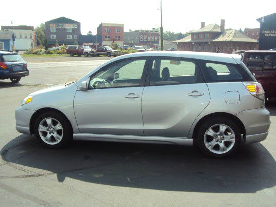 2008 Toyota Matrix SLT Quad Cab Short Bed 4WD