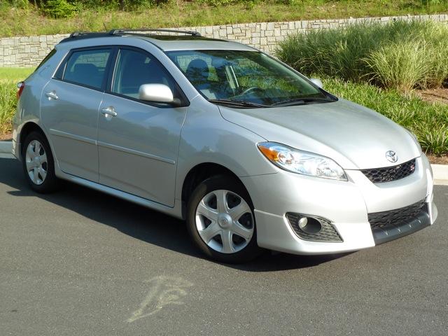 2009 Toyota Matrix Lariat Crew Cab 4WD DRW