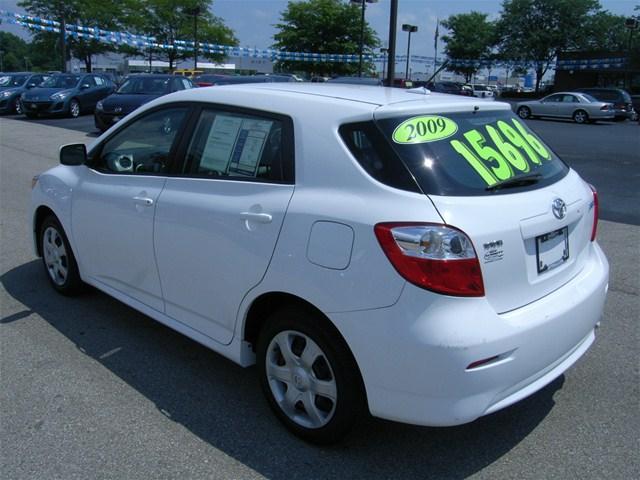 2009 Toyota Matrix Base