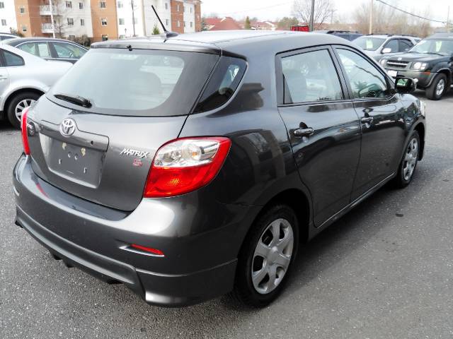 2009 Toyota Matrix XR