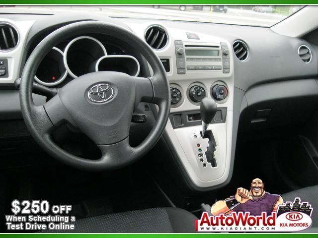 2010 Toyota Matrix 4.0L Automatic S 4-door 4WD SUV