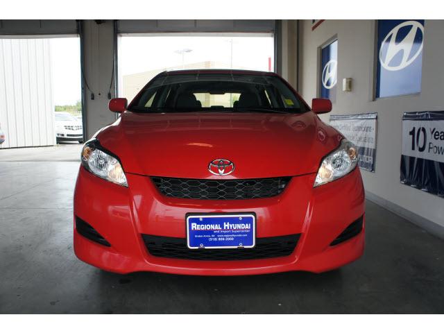 2010 Toyota Matrix Base