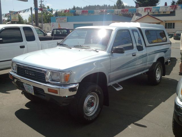 1990 Toyota Pickup VUE FWD Auto V6