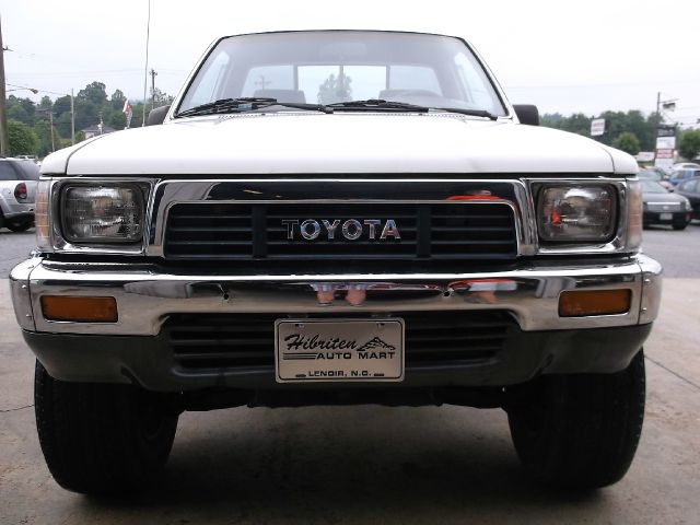 1991 Toyota Pickup L AWD 4-cyl. 5-speed 1-owner