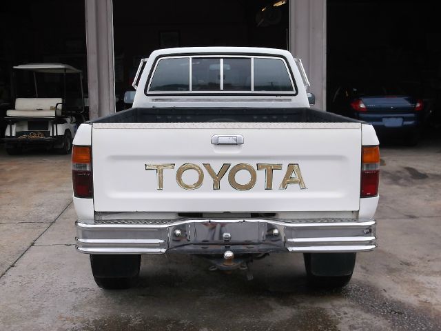 1991 Toyota Pickup L AWD 4-cyl. 5-speed 1-owner