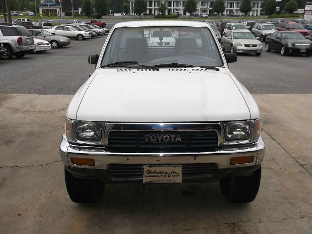 1991 Toyota Pickup L AWD 4-cyl. 5-speed 1-owner