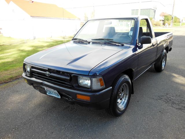 1993 Toyota Pickup Lariat 4D Crew Cab Truck