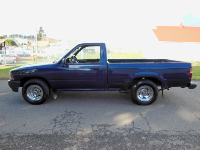 1993 Toyota Pickup Lariat 4D Crew Cab Truck