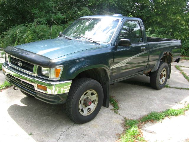 1994 Toyota Pickup SLT 25