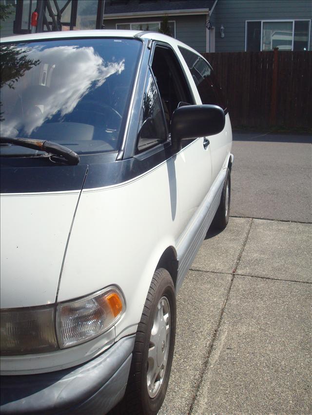 1992 Toyota Previa 4dr Sdn ZTS