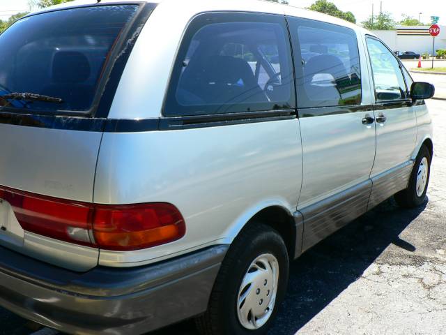 1993 Toyota Previa Sportback LS