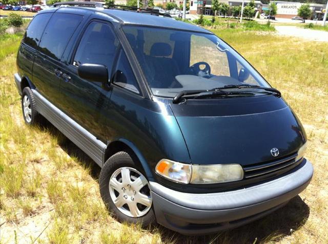 1997 Toyota Previa 4dr Auto SE Ltd Avail Sedan