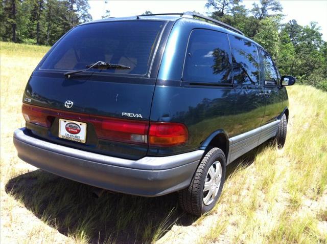 1997 Toyota Previa 4dr Auto SE Ltd Avail Sedan