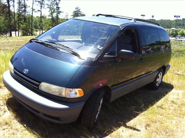 1997 Toyota Previa 4dr Auto SE Ltd Avail Sedan