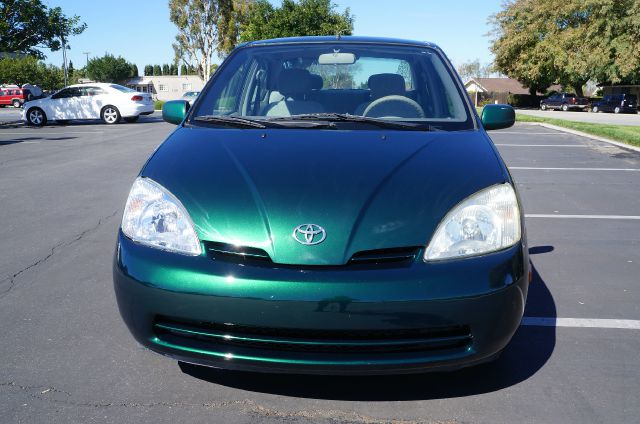 2001 Toyota Prius Base