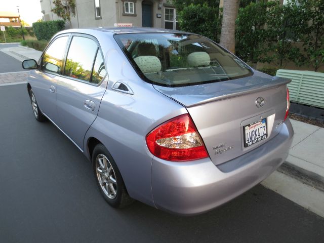 2002 Toyota Prius FX4 Crew Cab