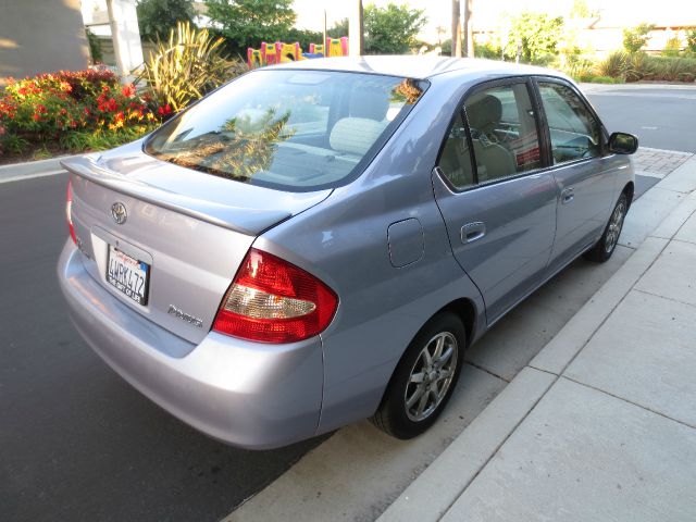 2002 Toyota Prius FX4 Crew Cab