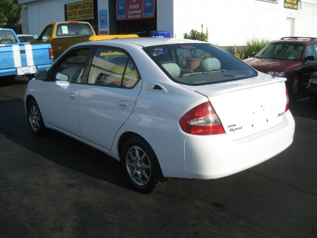 2002 Toyota Prius FX4 Crew Cab