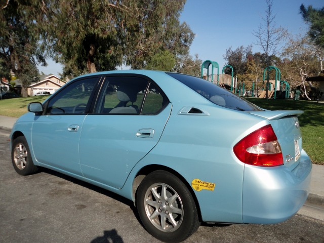 2002 Toyota Prius FX4 Crew Cab