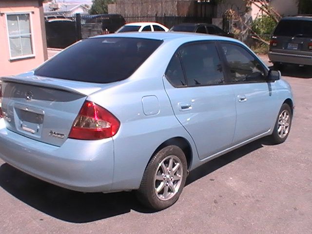 2002 Toyota Prius FX4 Crew Cab