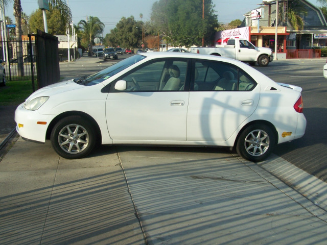 2002 Toyota Prius FX4 Crew Cab