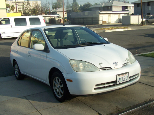 2002 Toyota Prius FX4 Crew Cab