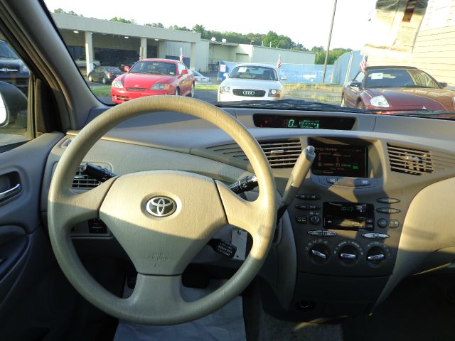 2002 Toyota Prius FX4 Crew Cab