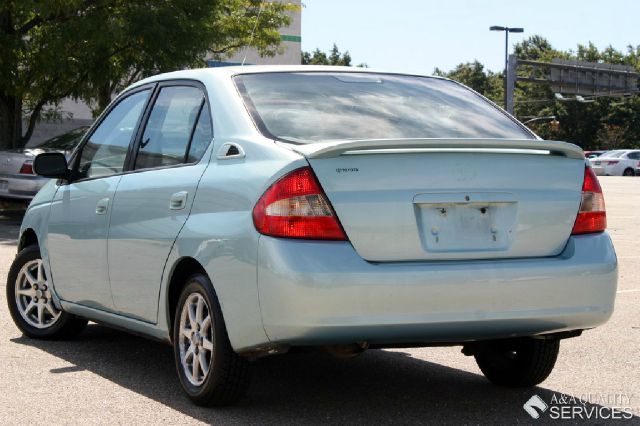 2003 Toyota Prius FX4 Crew Cab