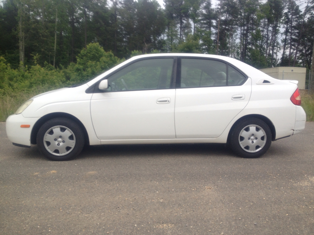 2003 Toyota Prius FX4 Crew Cab