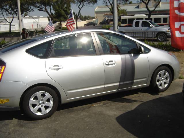 2004 Toyota Prius Base