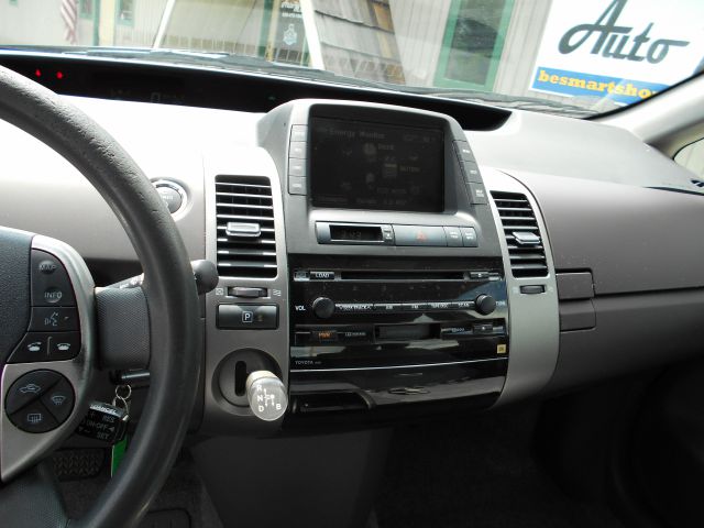 2004 Toyota Prius Graphite