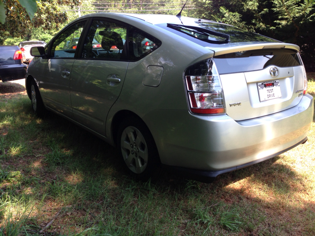 2004 Toyota Prius Graphite