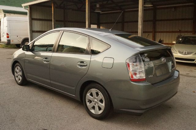 2004 Toyota Prius 750li Xdrive 1-ownerawdnavigation Sedan