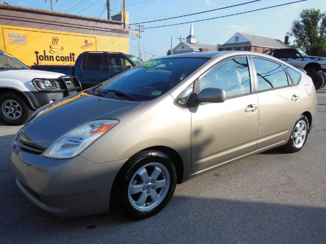 2004 Toyota Prius Graphite