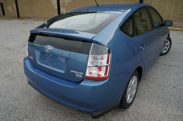 2004 Toyota Prius Graphite