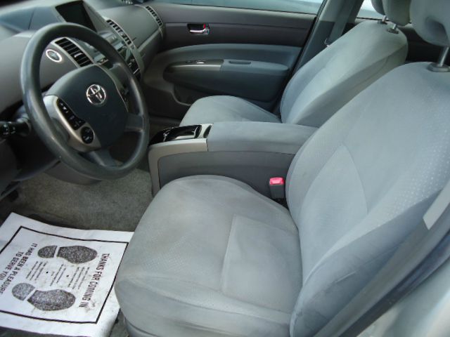 2005 Toyota Prius 750li Xdrive 1-ownerawdnavigation Sedan