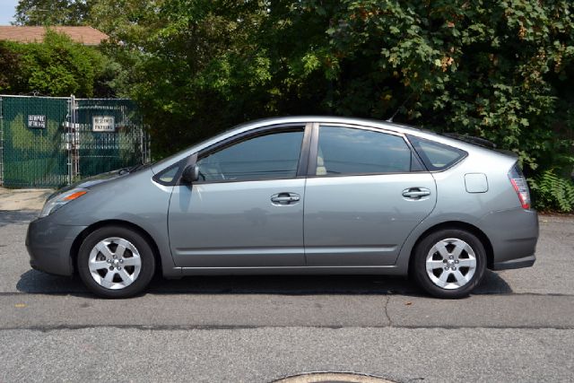 2005 Toyota Prius Graphite