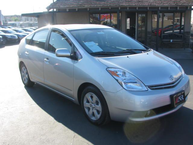 2005 Toyota Prius W/leather