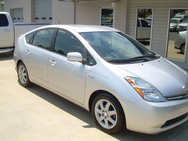 2009 Toyota Prius Crew Cab 4x4 Shortbox LS