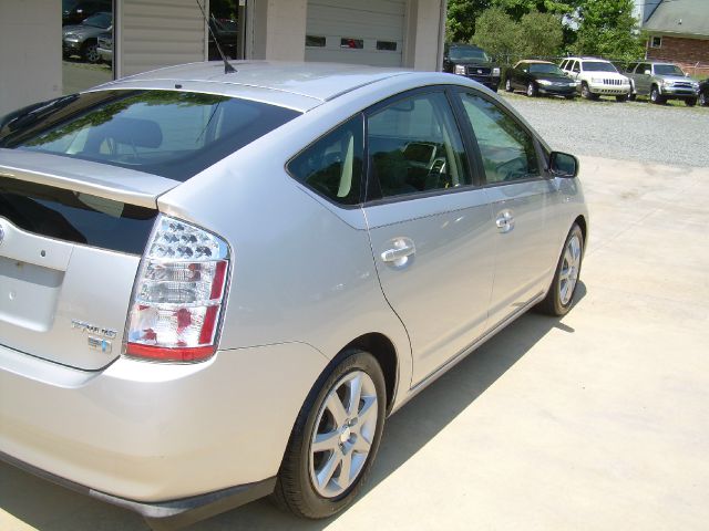 2009 Toyota Prius Crew Cab 4x4 Shortbox LS