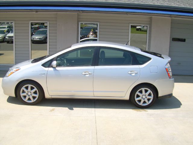 2009 Toyota Prius Crew Cab 4x4 Shortbox LS