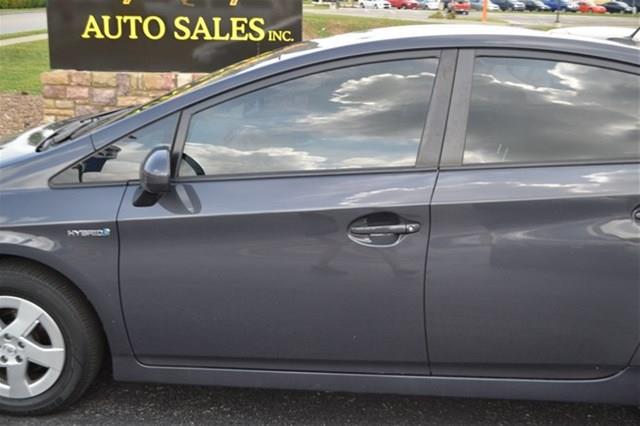 2010 Toyota Prius GT Must Drive