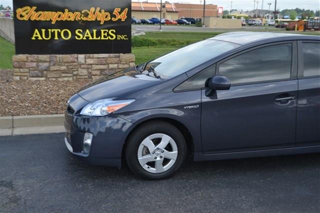 2010 Toyota Prius GT Must Drive