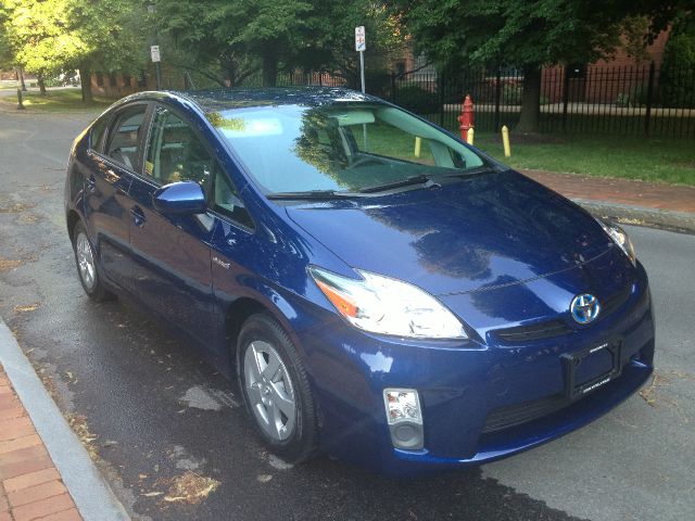 2010 Toyota Prius LTZ 4x4 Nav DVD