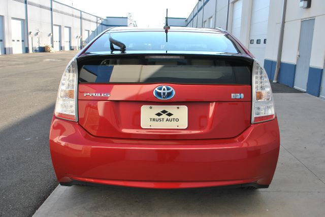 2010 Toyota Prius 4dr Sdn 2.4L FWD